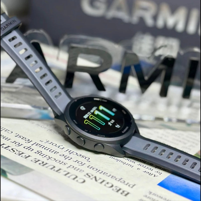 Garmin Forerunner 165 GPS Smartwatch – Tela AMOLED, 11 Dias de Bateria, Monitoramento de Corrida e Recuperação